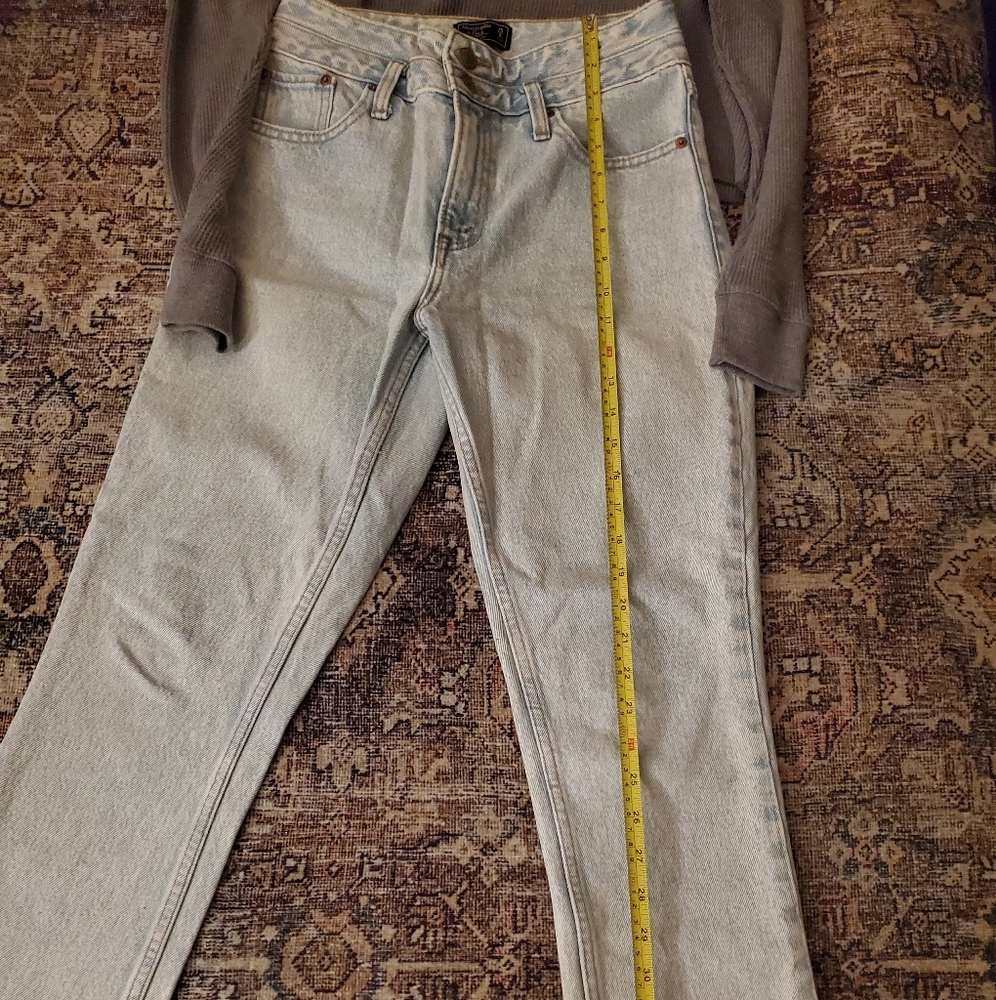 Jeans - Picture 4 of 8